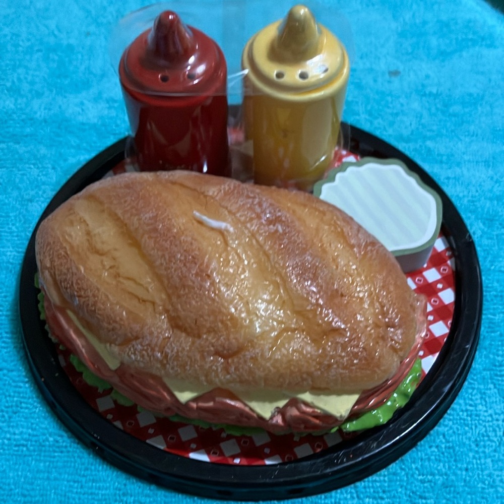 Realistic Sandwich Candle w/Salt and Pepper Shaker Set